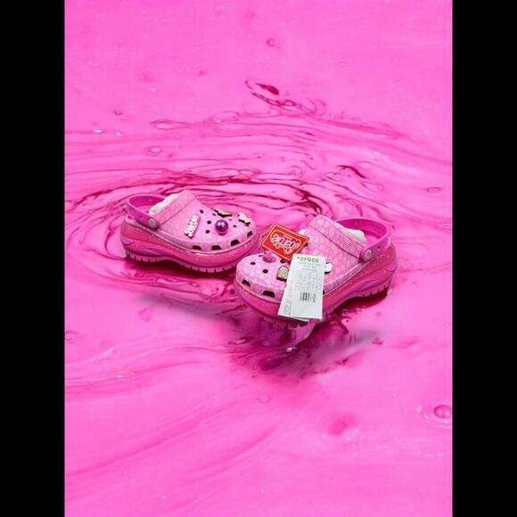 CROCS BARBIE CRUSH CLOG ELECTRIC PINK SKU#209244 6QQ SIZE M9/11W BRAND NEW